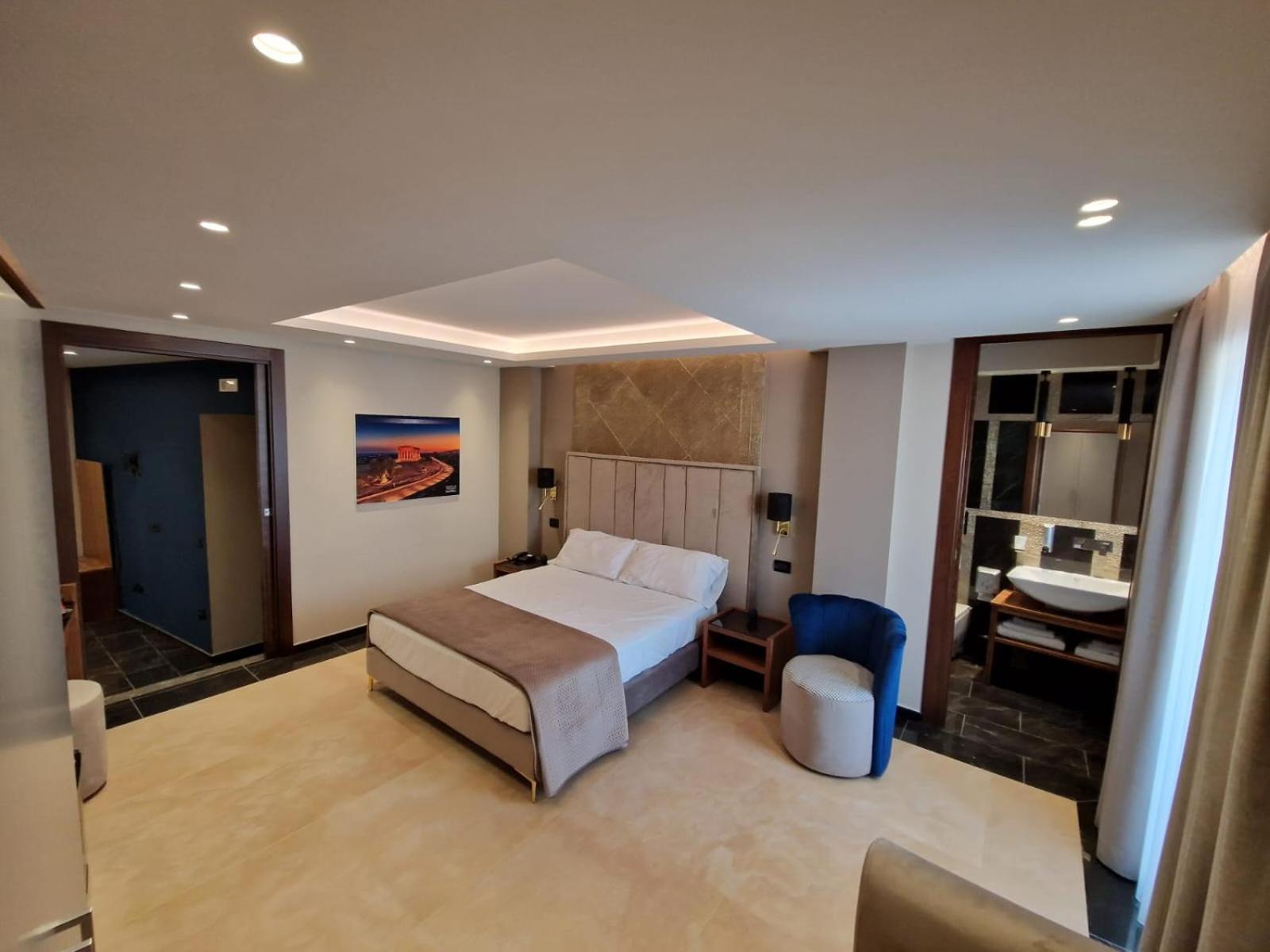 Beatus Suites And Rooms B&B Canicattì Dış mekan fotoğraf