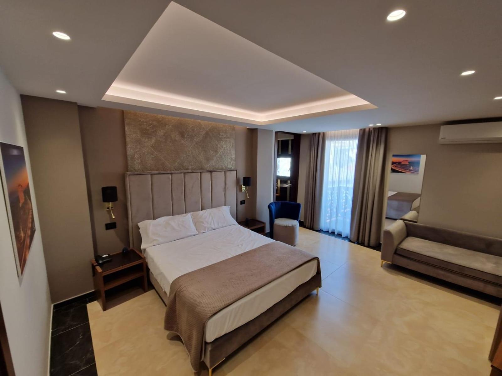 Beatus Suites And Rooms B&B Canicattì Dış mekan fotoğraf
